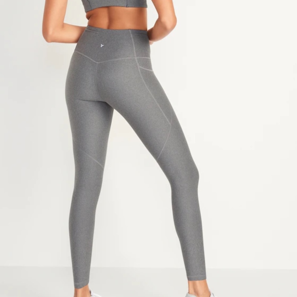 Old Navy•Powersoft Leggings•Size M